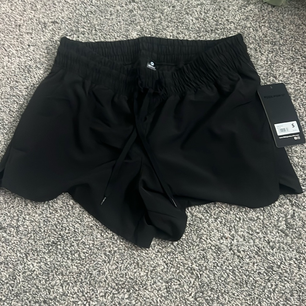 Super comfy athletic shorts, great quality, stretchy, fit super well.